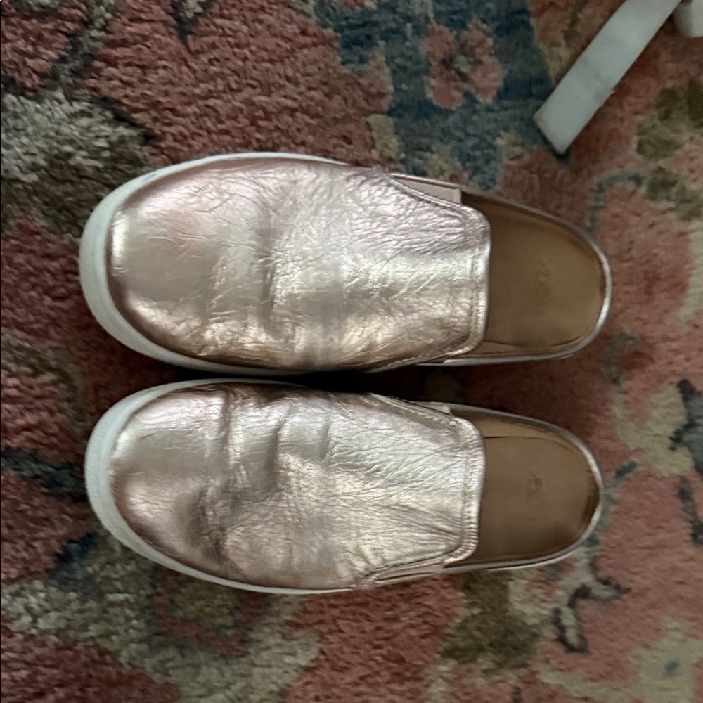 Slip on uggs